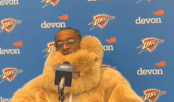 每體：巴薩可能今夏將瓦萊出售至科莫，轉會費約800萬歐