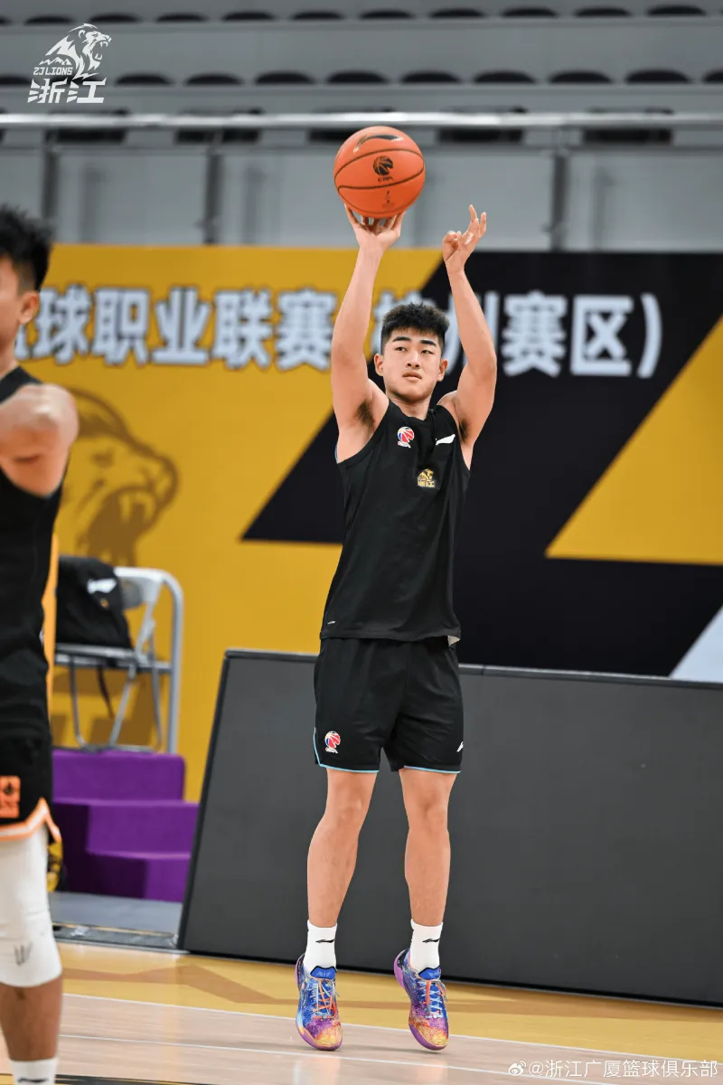 广厦 vs 天津