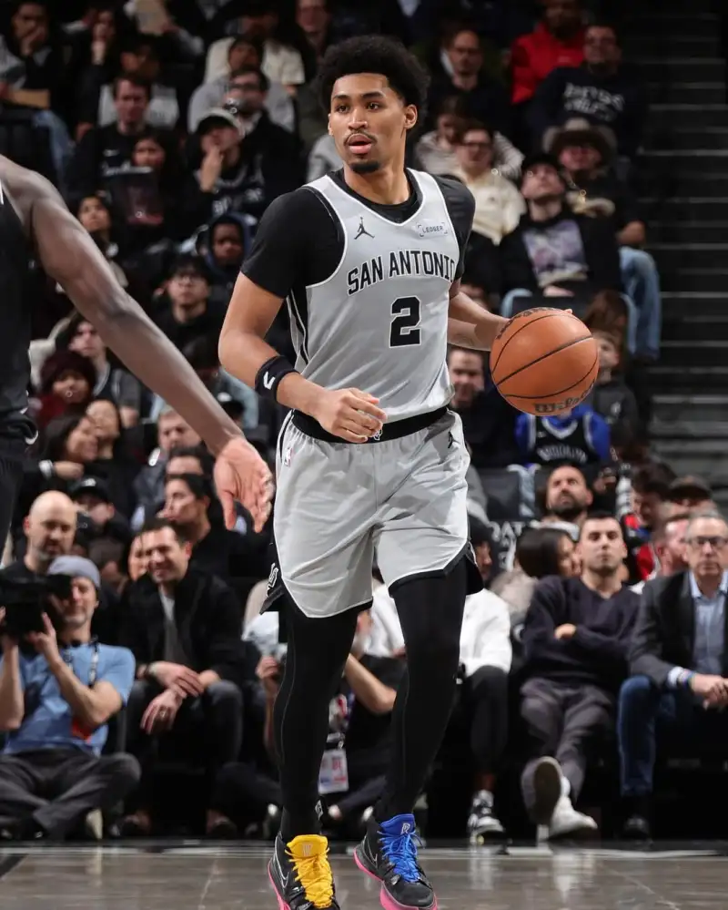 484場(chǎng)！格列茲曼超越雷尼奧內(nèi)斯，成馬競(jìng)隊(duì)史出場(chǎng)第四多的球員