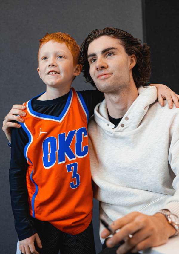 流言板约什吉迪晒照庆生21岁非常非常心怀感激