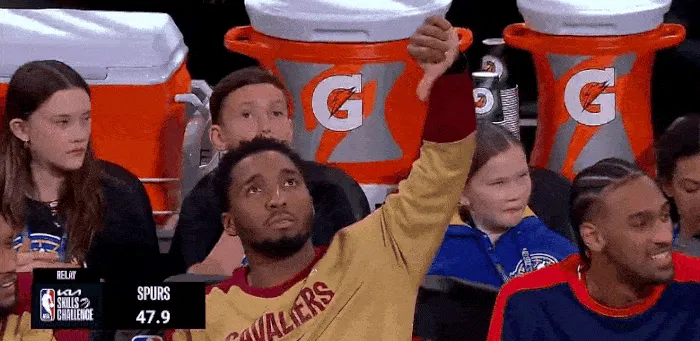 昨天晚上看比賽，發(fā)現(xiàn)老交姨現(xiàn)在也不怎么T17了，