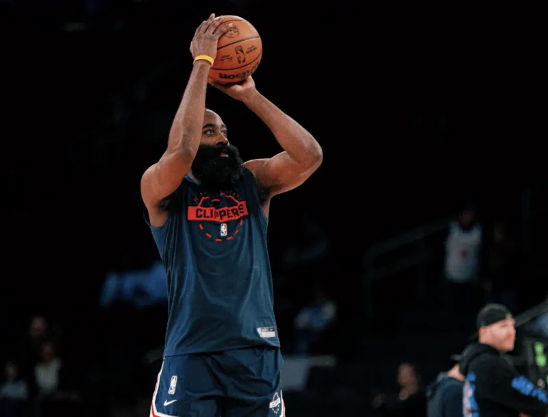 第五次獲得中國金球獎！武磊分享領獎視頻：一年一度的西裝時間