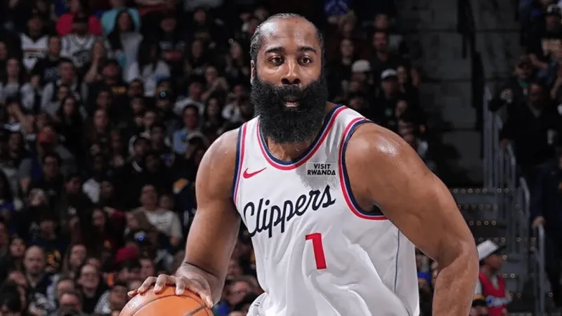 阿斯：巴薩更衣室仍對萊萬和費蘭有信心 球隊今夏想買小蜘蛛或DV9