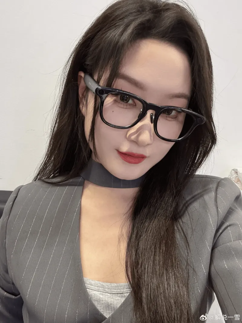 站在法院前！張浩：我為自己申訴，更為可能遭遇不公的下一代吶喊