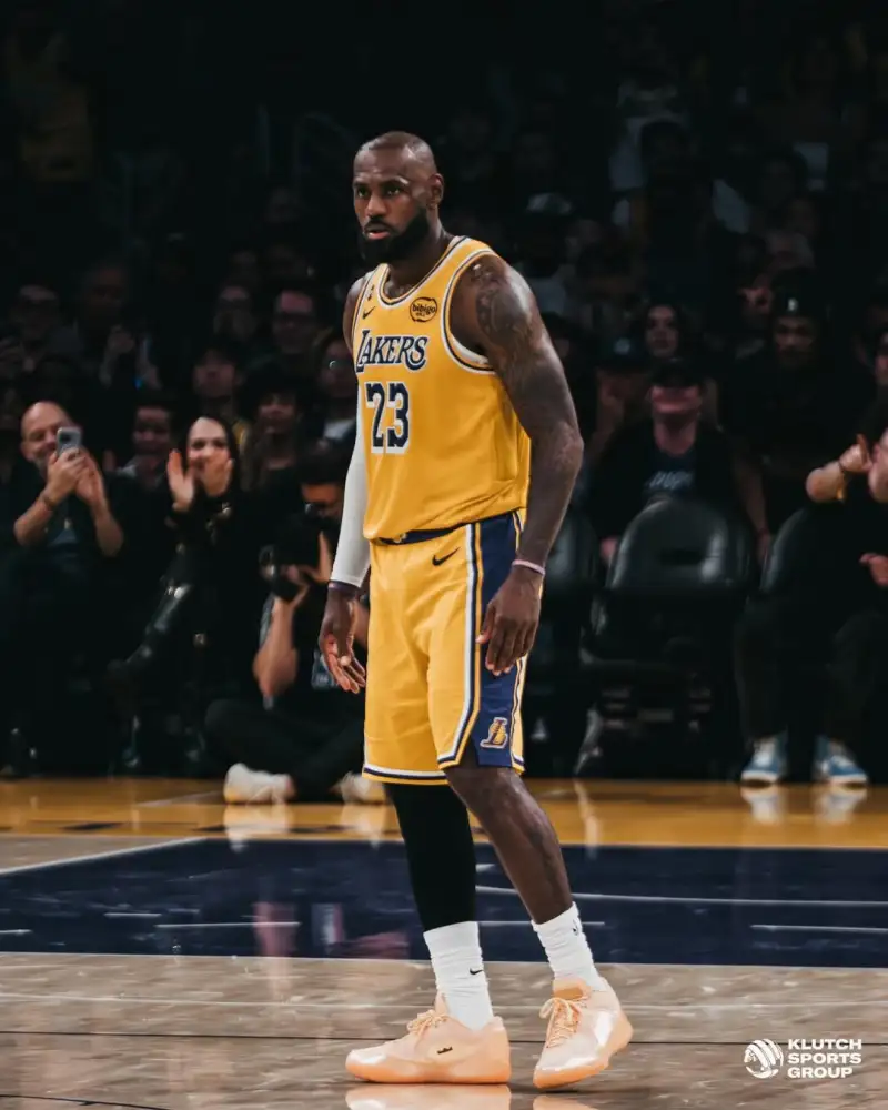 [流言板]塔圖姆3月至今場均得分全隊第二，籃板搶斷三分全隊第一