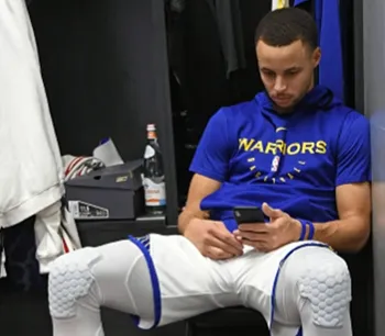 世體：本菲卡球迷在歐冠賽前和巴薩球迷發生兩起小規模沖突