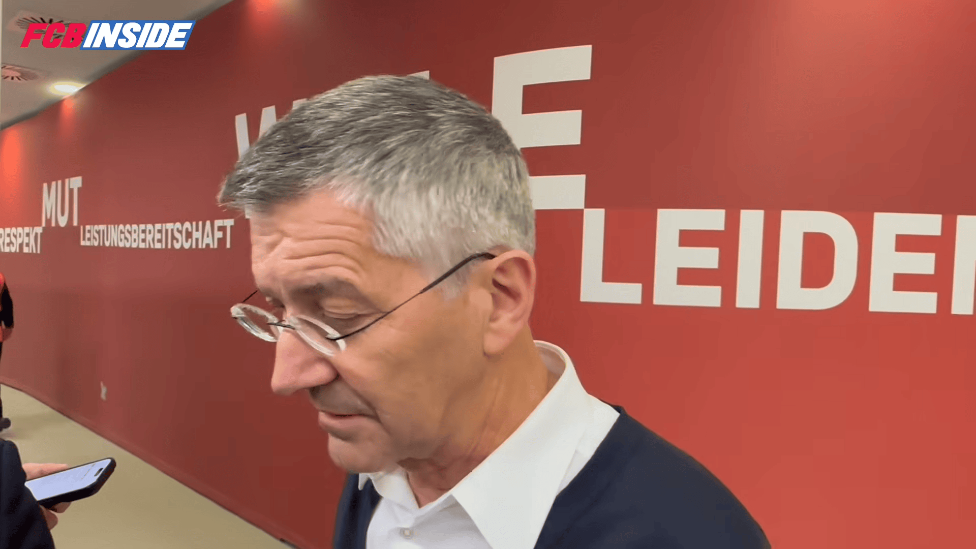 海纳：迪亚斯、奥利塞加凯恩的攻击线，哪个俱乐部不羡慕？