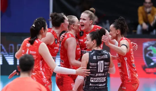 世界杯-足球赛事比分体育网流言板]欧冠女排：朱婷8分科内利亚诺3-0泽仁体育锁定小组第一