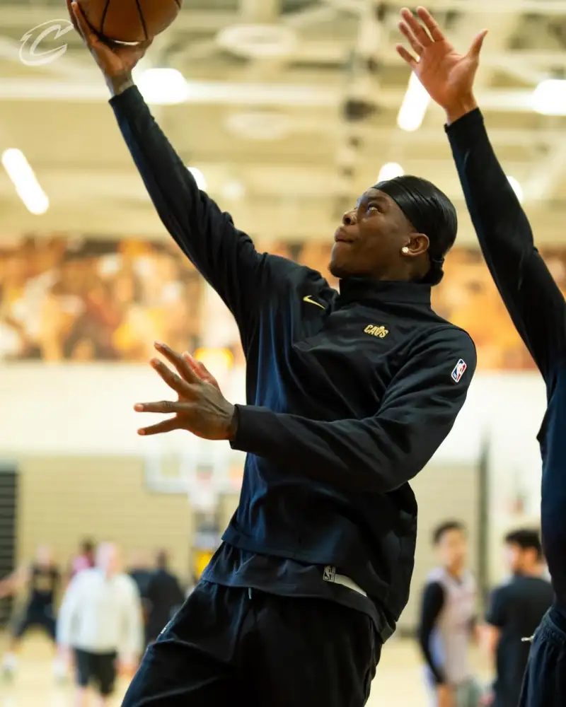 喬治談18中5：繼續(xù)投 在客場已找到節(jié)奏 現(xiàn)在就是要在主場找節(jié)奏