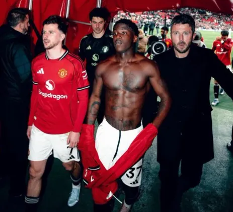 [流言板]羅馬諾：曼聯(lián)已向梅努表示將以他為基石建隊，續(xù)約很快進行