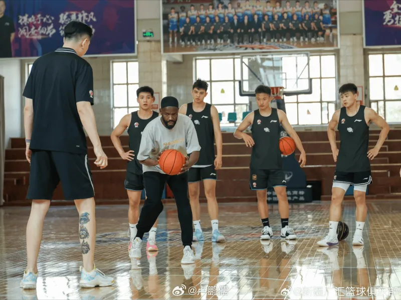 流言板]媒体人：NBA状元文班亚马里萨谢的前私人训练师加盟新疆队(图1)