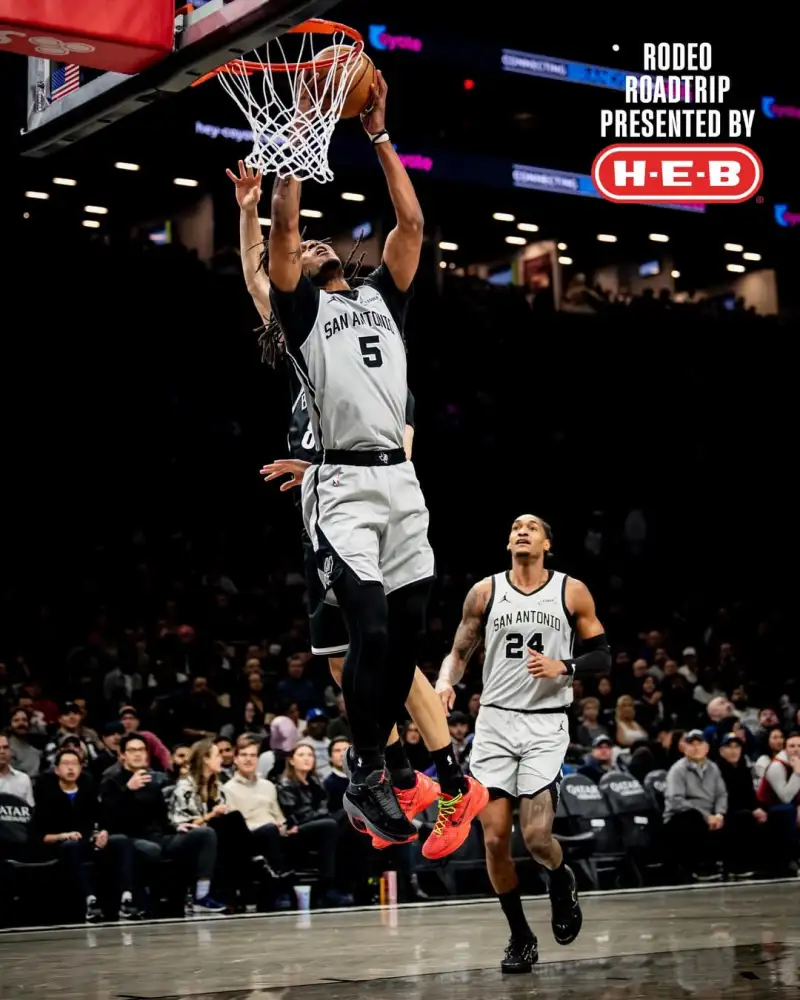 周薪135萬鎊？太陽報：沙特3隊愿為薩拉赫提供3年總價2.1億鎊合同