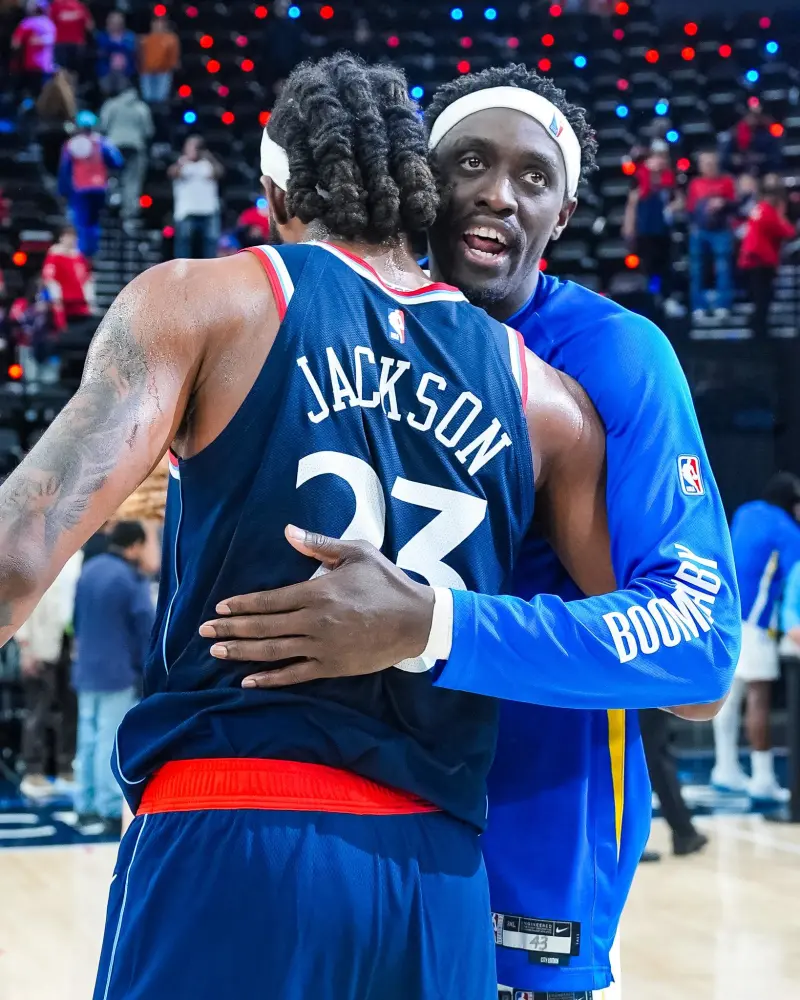 鄧?yán)S：后面的每場(chǎng)比賽都像是季后賽 昨天像在客場(chǎng)輸了系列賽G5