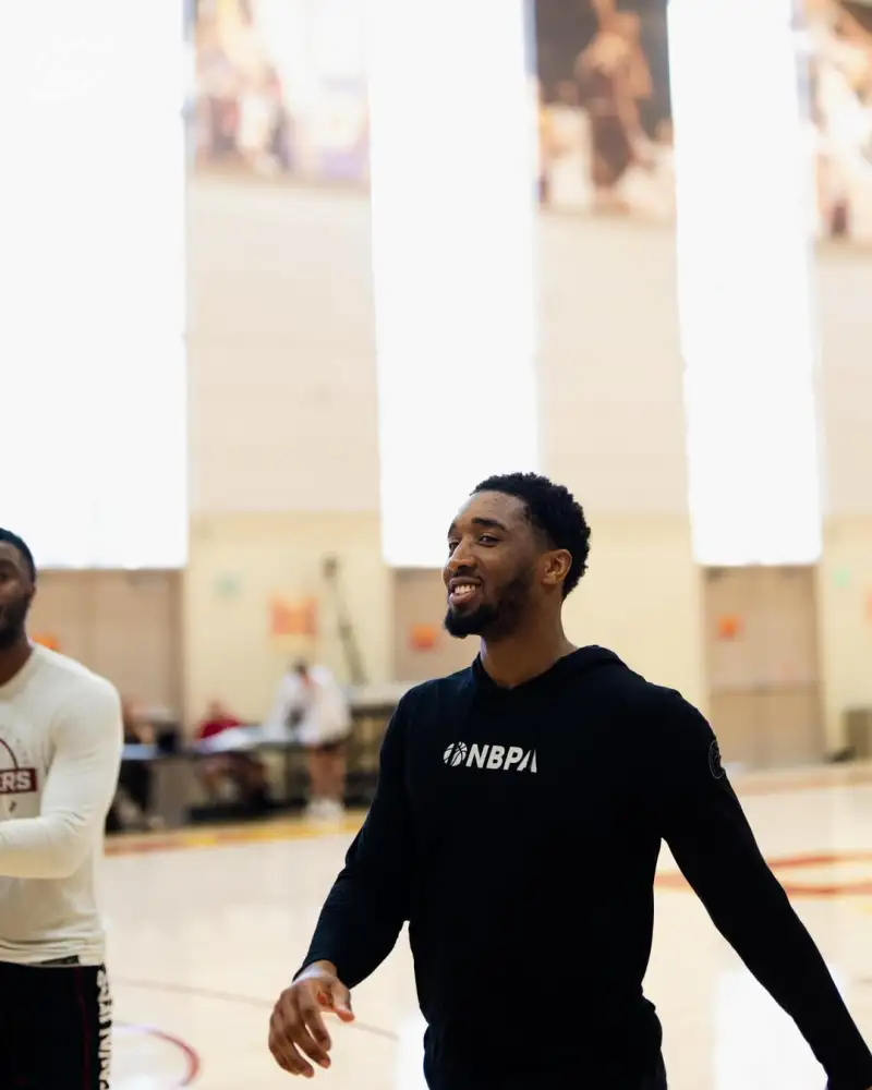 打得不錯(cuò)了！梅爾頓13中7貢獻(xiàn)全隊(duì)最高18分外加3板1助1斷