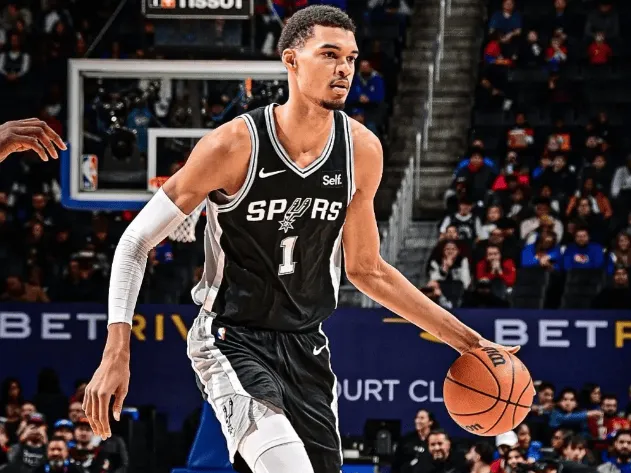 為了賣球員臉都不要了，114三分來個6中4是吧，這球員過了這段之后一個都投不進