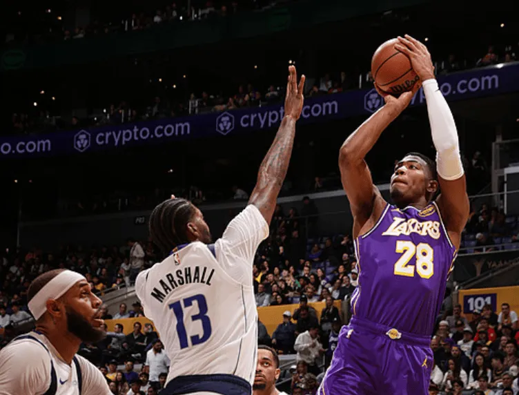 天空：西漢姆有意切爾西中場霍爾，但還沒決定是否要租借球員