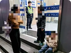 女子带俩娃逛街接连走丢