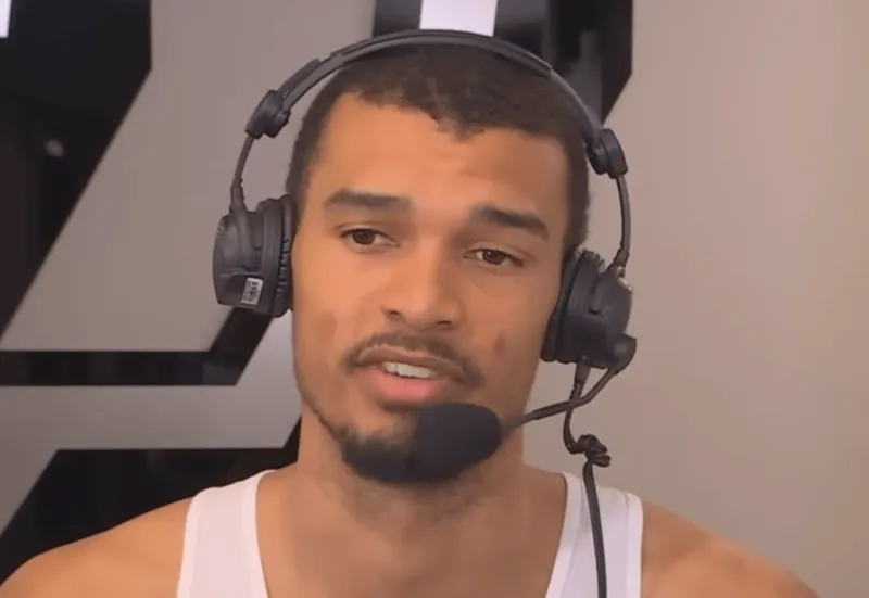 拜仁官網(wǎng)報(bào)穆西亞拉訓(xùn)練情況：今天上午完成了個人有球訓(xùn)練