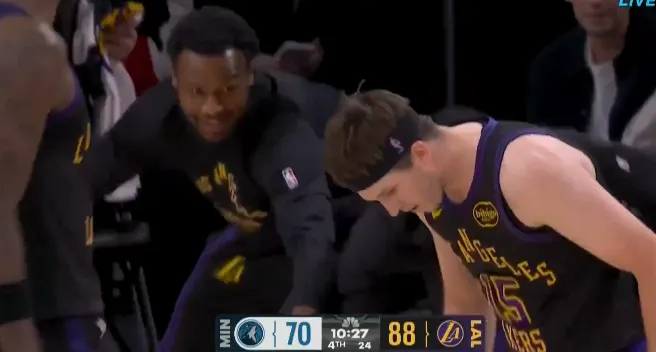 [流言板]出手不多！阿龍