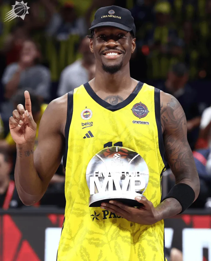 流言板]欧洲冠军+总决赛MVP！太阳社媒晒新援海耶斯-戴维斯个人荣誉欧洲篮球联赛中文网__赛程比分+球队资讯+盘口分析