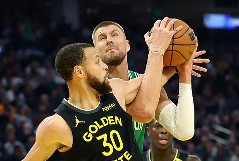 德轉盤點隨不同球隊奪歐冠球員：西多夫、克羅斯、C羅、皮克在列