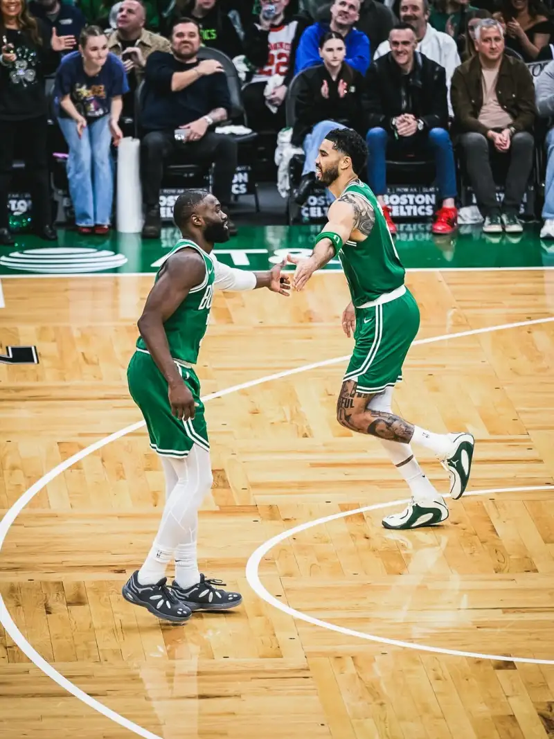 主刀醫(yī)生：迪巴拉外側(cè)半月板完全縱向撕裂，術(shù)后脫離觀察期需45天