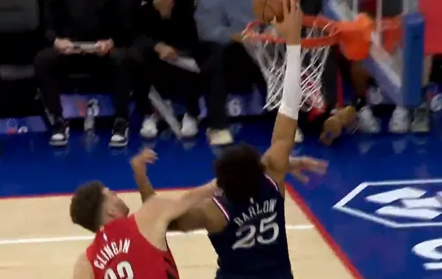 狀態不俗！希羅半場15中7拿到18分2板3助1帽