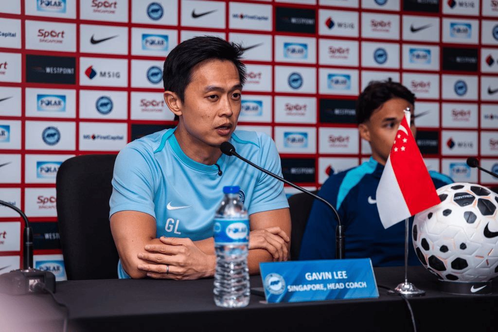 HLV Gavin Lee của Singapore sau trận thua Trung Quốc 1-2: 'Vinh dự thất bại nhưng chúng tôi tuyệt đối không thỏa mãn' | Giao hữu