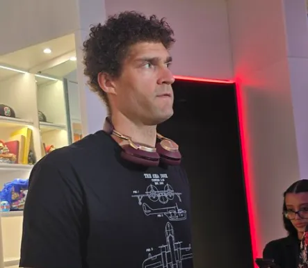 超級杯海港vs申花裁判員名單：主裁判唐順齊，VAR劉威